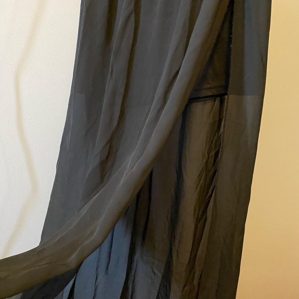 Skirt - Picture 2 of 2